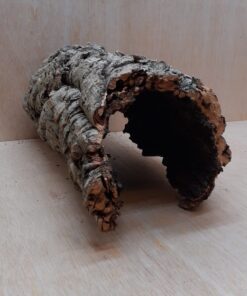 Medium Cork Hide 18