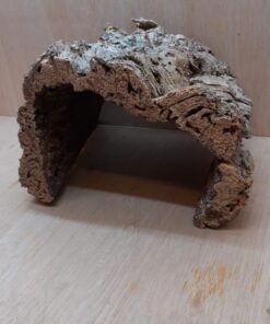 Medium Cork Hide 2