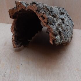 Medium Cork Hide 4