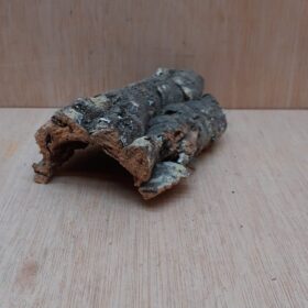 Small Cork Hide 20