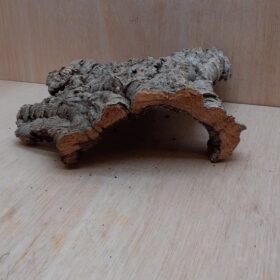 Small Cork Hide 1