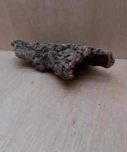 Small Cork Hide 26