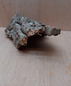 Small Cork Hide 28