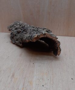 Medium Cork Hide 24