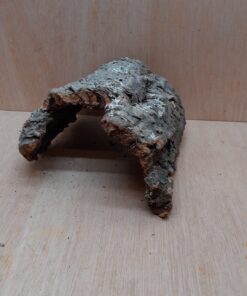 Medium Cork Hide 27
