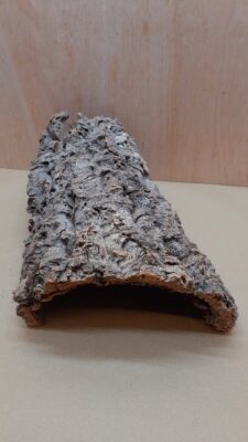 Medium Cork Hide 27