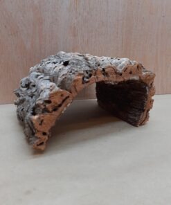 Medium Cork Hide 18