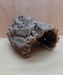 Medium Cork Hide 27
